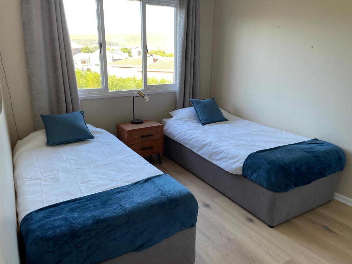 2 On Third Avenue Apartment Hermanus Exterior photo